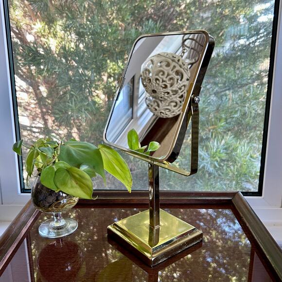 Mid-Century Brass Vanity Mirror on Pedestal Stand – Rectangular Tilt Design - Picture 5 of 14